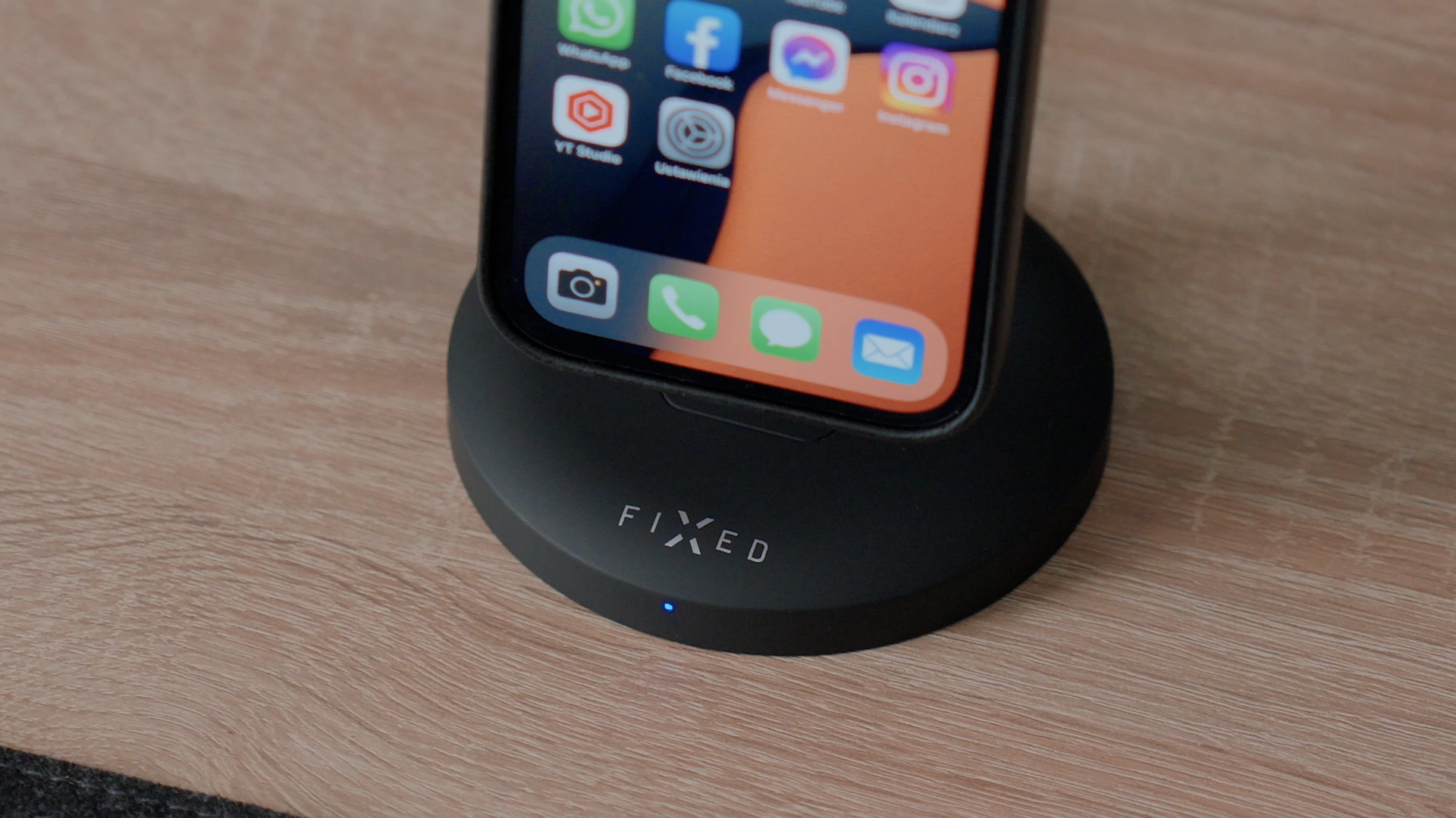 iphone-akcesoria-magsafe